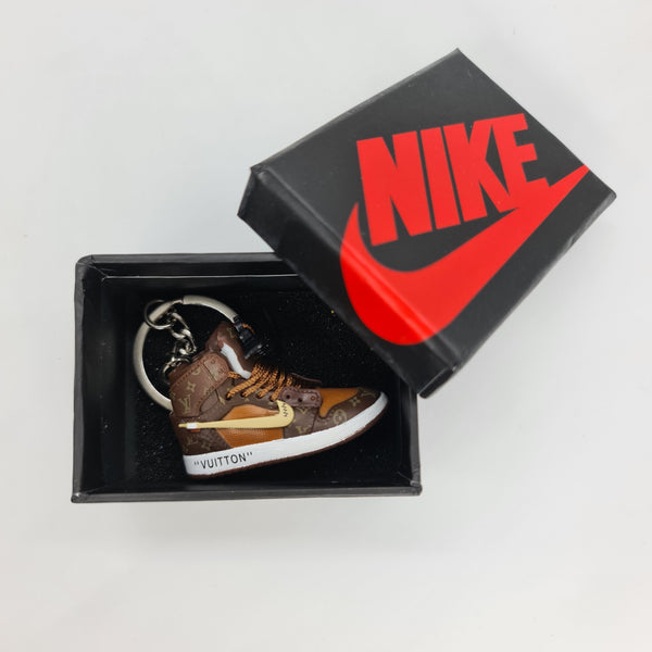 Mini Sneaker Keyrings – Diamond Kicks